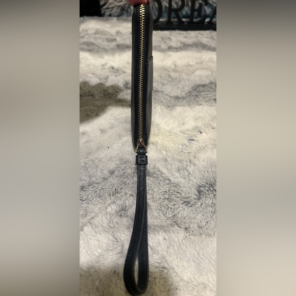 Coach Small Corner Zip Wristlet - Picture 4 of 11